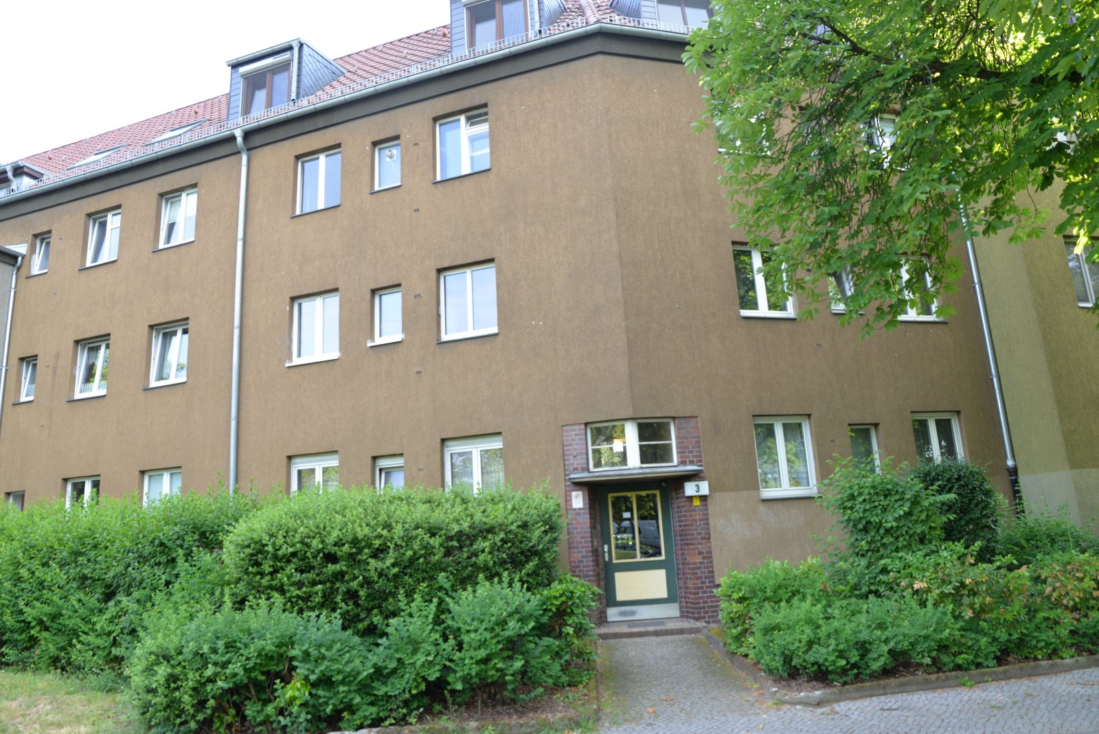 2-Zimmer-Wohnung mit Kleingarten 2-Zimmer-Wohnung mit Kleingarten
